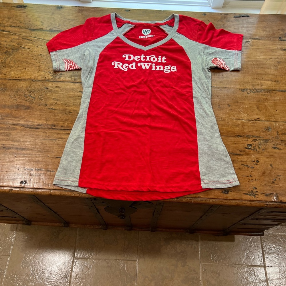 Hands High Red/Grey Red Wings T Shirt